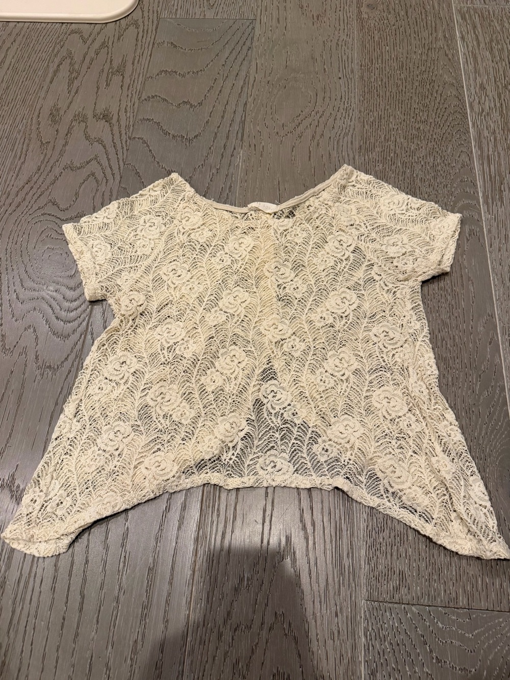 Sans Souci Cream Floral Lace Short-Sleeve Overlay Top
